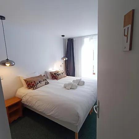 Le Savoyard Hotel *