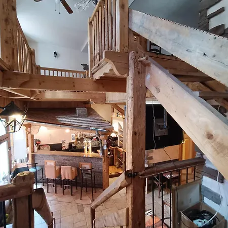 Hotel Le Savoyard *