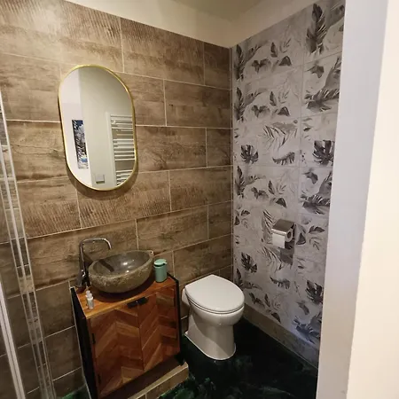 Le Savoyard Hotel