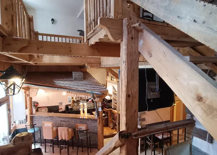 Hotel Le Savoyard *